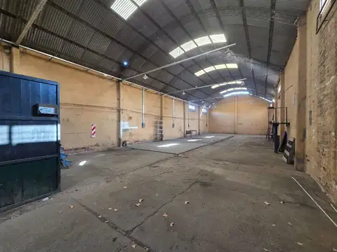 GALPÓN PARABÓLICO 400M2 A MTS FECOVITA