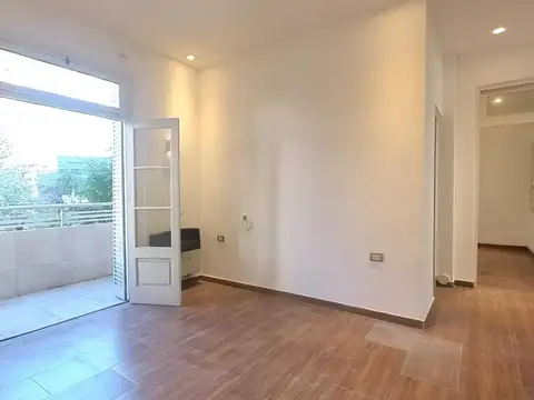 Depto Tipo Casa en Alquiler de 4 ambientes