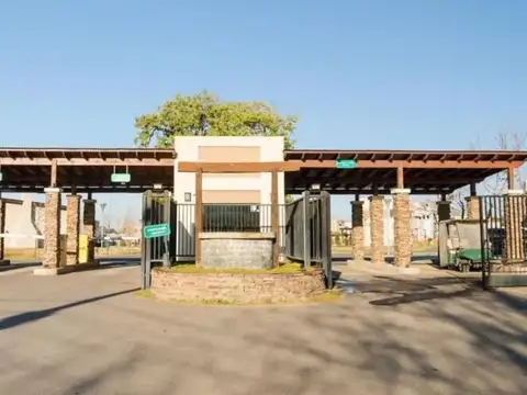 Venta Lote En Barrio El Aljibe