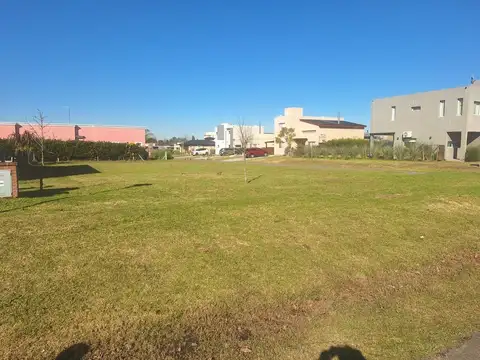 Terreno en Venta en Manzanares, USD 65.000