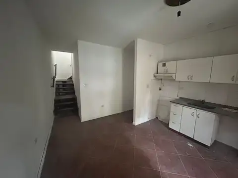 Alquilo PH 3 Dor con Balcon. Laprida 161