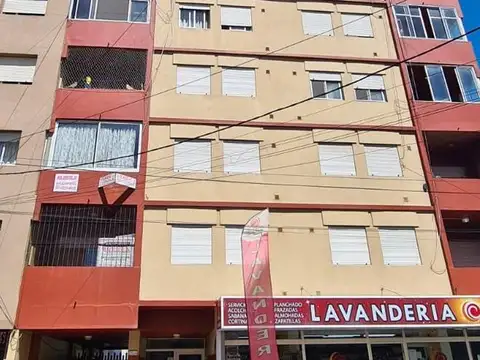 DEPARTAMENTO TRES AMBIENTES A POCOS METROS DEL MAR