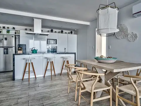 Departamento 4 ambientes con 3 baños