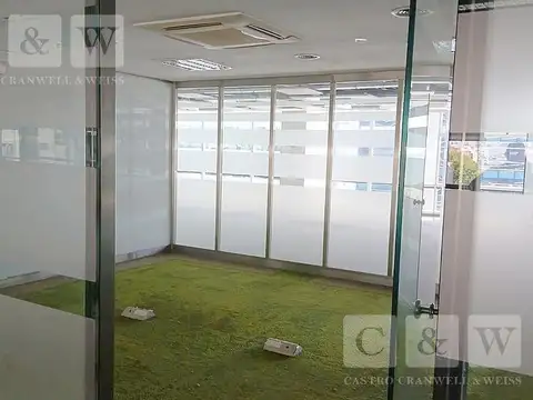 Edificio de Excelente categoría | Ubicación estratégica - Cómodos accesos