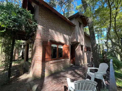 Casa en Alquiler Temporal con 1 cochera