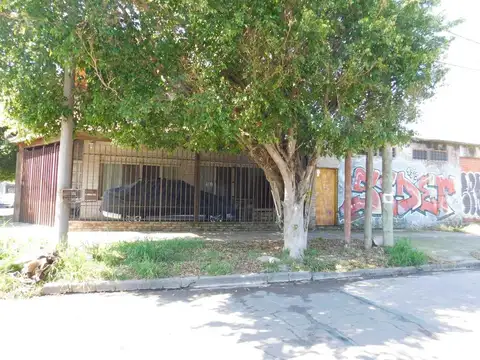 Depto Tipo Casa 4 ambientes con 1 baño