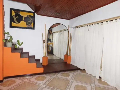 Depto Tipo Casa en Venta de 4 ambientes
