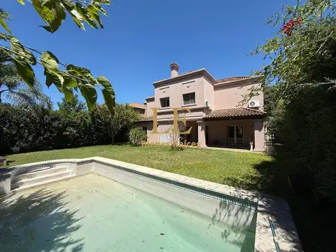 Casa en Venta de 4 dormitorios