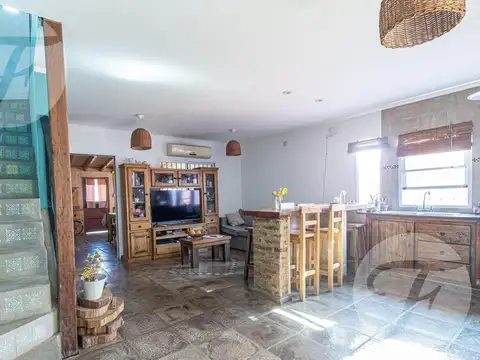 Casa en Venta con 1 cochera