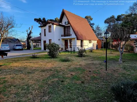 Preciosa Quinta en Marcos Paz Urbano  Montesquieu 708