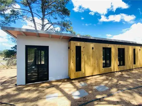 CASA EN VENTA EN CLUB DEL LAGO.