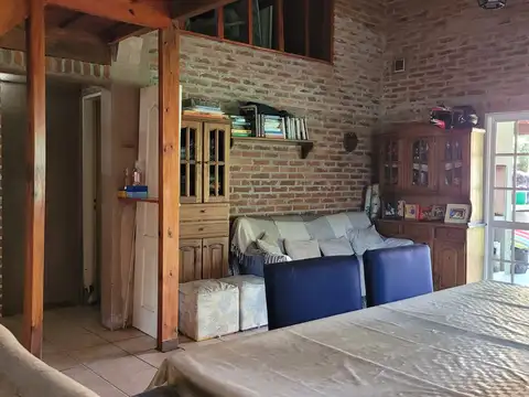 Casa 5 ambientes con 3 baños