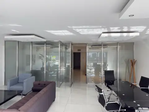 Oficina en Alquiler al Noroeste