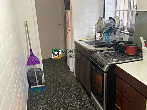 VENTA EN BLOCK DE 3 PH, 2 DE DOS AMB. Y UNO DE 3 AMBIENTES CON TERRAZA, IDEAL INVERSOR