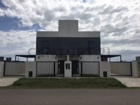 Venta Duplex 2 dormitorios con pileta Funes Norte con financ
