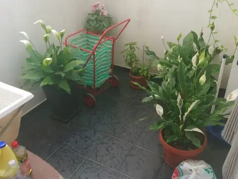 Depto Tipo Casa en Venta en Barrio Naón, USD 180.000