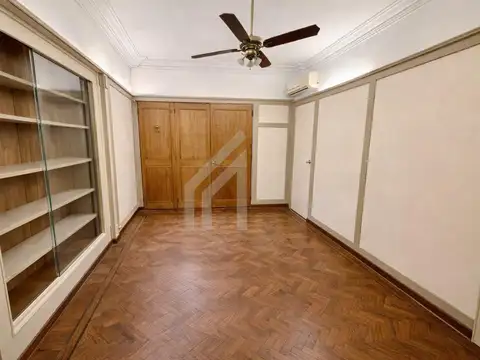 Consultorio-Oficina en PB.Recepción   2 Despachos. Florida Vicente Lopez