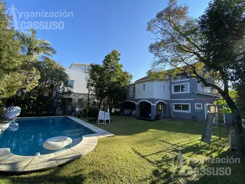 Casa en B° Cerrado Camino Real - San Isidro - Venta