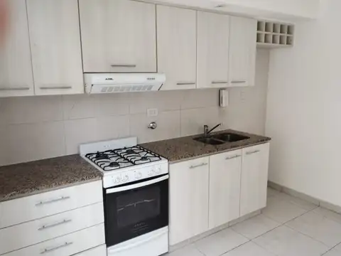 Depto Tipo Casa 3 ambientes con 1 baño