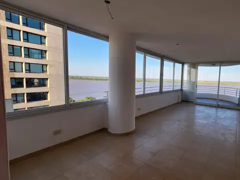Piso Exclusivo con Vista Franca al río