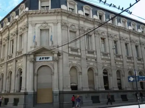 Venta edificio de oficinas zona Centro, Rosario