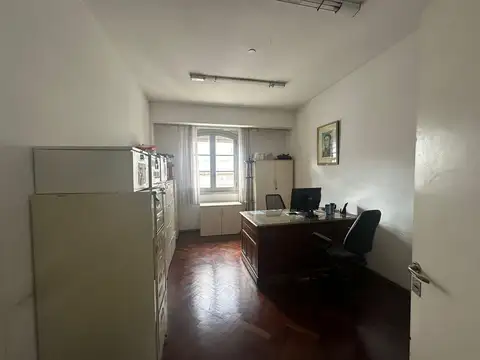 Oficina en Venta 78 años