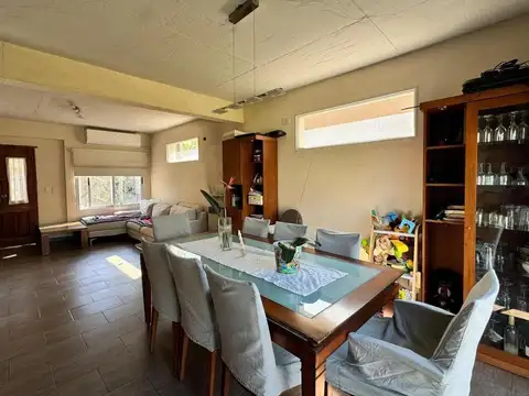 B Con Porton, G Udaondo 4179