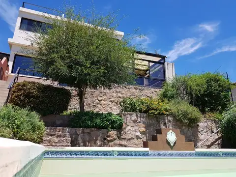Casa en Venta en Villa Del Lago, USD 250.000