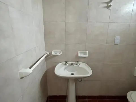 Corrientes 1764 , Piso 1