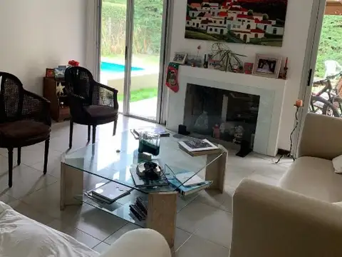 Hermosa casa de 4 ambientes en una sola planta en Altos de Hudson I APTO CREDITO