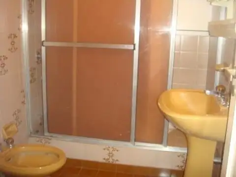 Departamento en Alquiler en Flores, $ 380.000