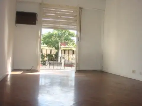 Cnel J Terrada 100, Piso 3