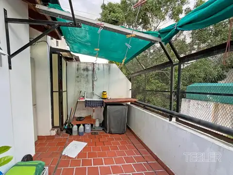 Dúplex con balcón terraza 1 dormitorio Baño completo Bajas expensas Colegiales