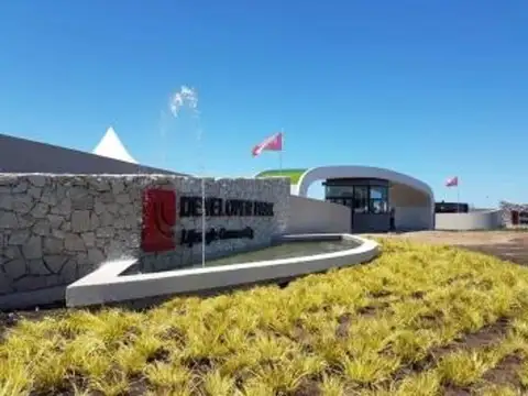 VENTA DEVELOPER PARK LOTE 1358m2