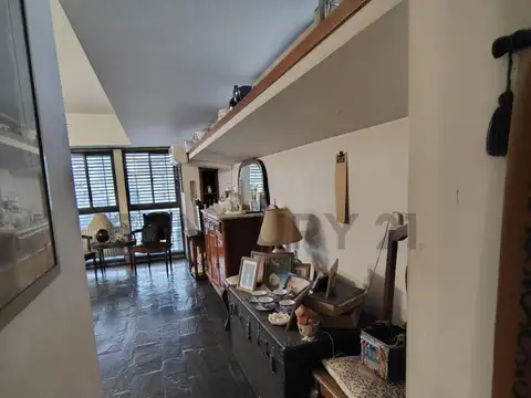 Oficina en Venta 25 años