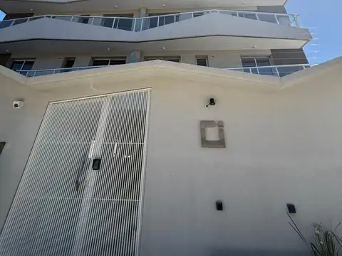 Departamento en Alquiler en Caseros, $ 700.000