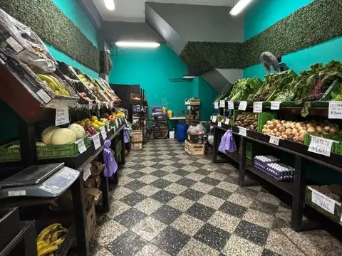 Local en San Fernando sobre Hipólito Yrigoyen – 42 m²