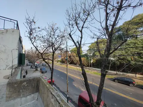 3 AMBIENTES CON TERRAZA TODO AL FRENTE