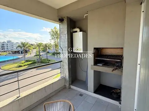 Departamento en Alquiler con 1 cocheras