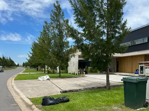 Casa en Venta en El Naudir, USD 299.000