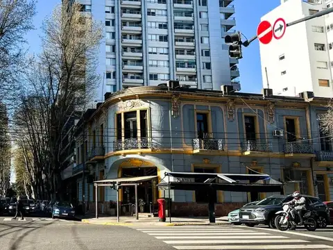 Fray Justo Santa María de Oro e/ Avenida Cerviño y Juncal
