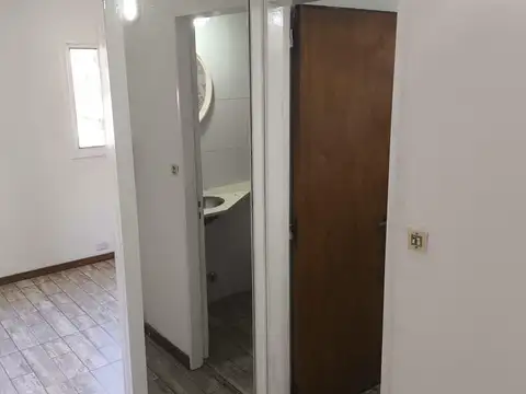 Departamento en Alquiler en Abasto, $ 390.000