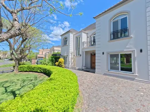 Casa en Venta en San Isidro Labrador, USD 870.000