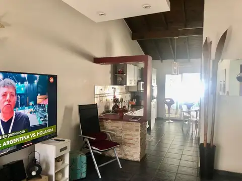 Casa 3 ambientes con 1 baño