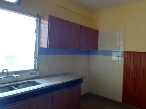 Diego Pombo , Piso 3