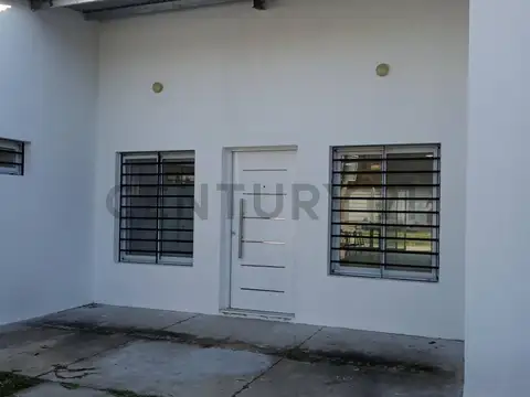 VENTA CASA 4 AMBIENTES