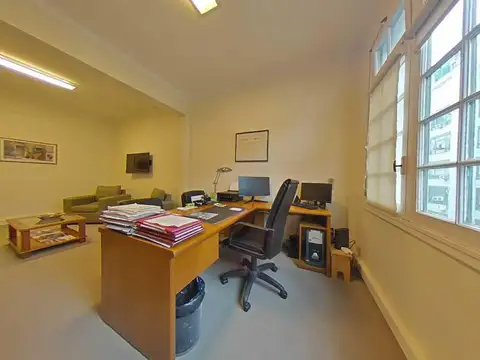 Oficina en Venta 61 años