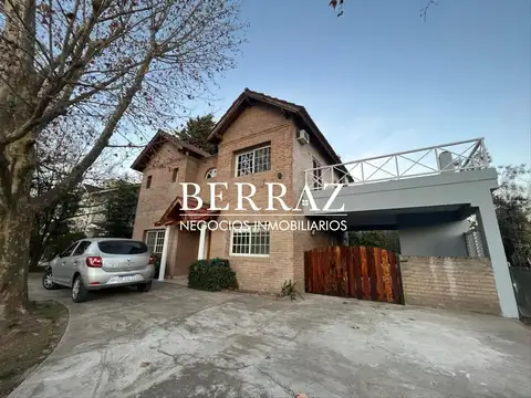 Casa Venta 3 Dormitorios Barrio Galapagos CC Lote de 800 m2 Pilar