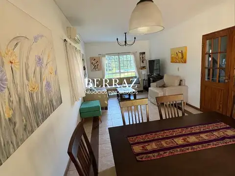 Casa 5 ambientes con 2 baños