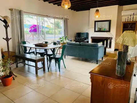 Venta casa 3 dormitorios en La Barra.